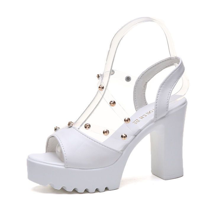 No. 8 - รองเท้าส้นสูง 3 นิ้ว รุ่น Gladiator Platform Sandals - 6