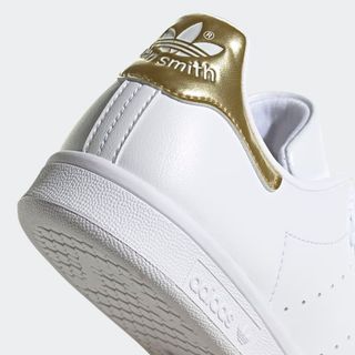 No. 7 - รองเท้าผ้าใบ ใส่กับชุดนักศึกษา รุ่น Originals Stan Smith Sneaker G58184 - 4