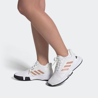 No. 8 - รองเท้าเทนนิส Adidas สำหรับผู้หญิง รุ่น CourtJam Bounce - 5