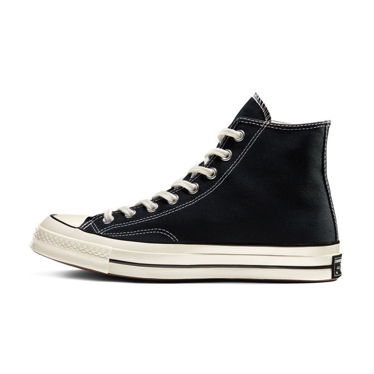 No. 1 - รองเท้าผ้าใบสีดำ รุ่น Chuck Taylor All Star Hi Black - 6