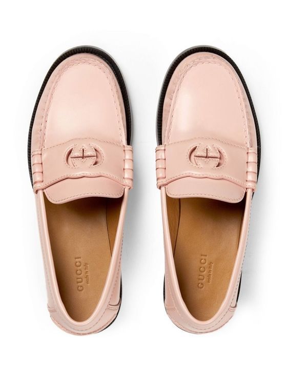 No. 8 - รองเท้าผู้หญิง GUCCI รุ่น Women's Loafer With Web Interlocking G - 2