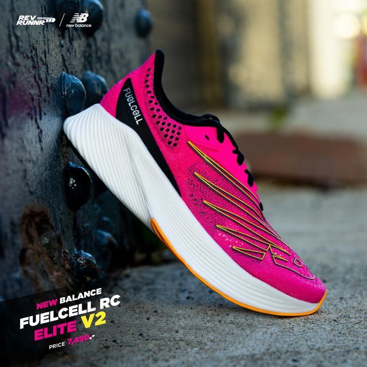 No. 2 - รองเท้าผ้าใบ New Balance รุ่น FuelCell RC Elite V2 - 1