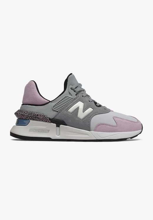 No. 6 - รองเท้าผ้าใบ New Balance รุ่น 997 Sport - 1