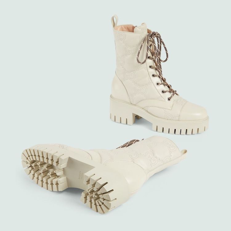 No. 5 - รองเท้าบูทผู้หญิง รุ่น Women's GG Matelassé lace-up boot - 4
