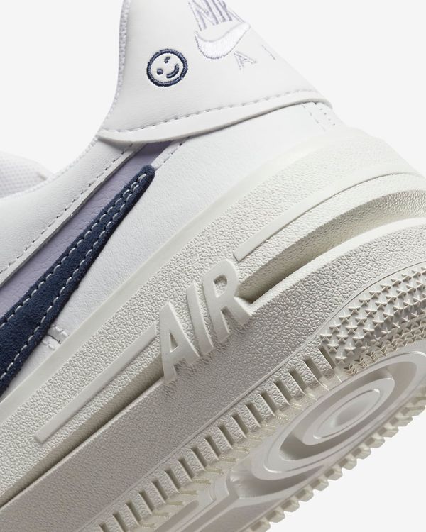 No. 5 - รองเท้าผ้าใบสําหรับคนขาใหญ่ รุ่น Air Force 1 PLT.AF.ORM - 2