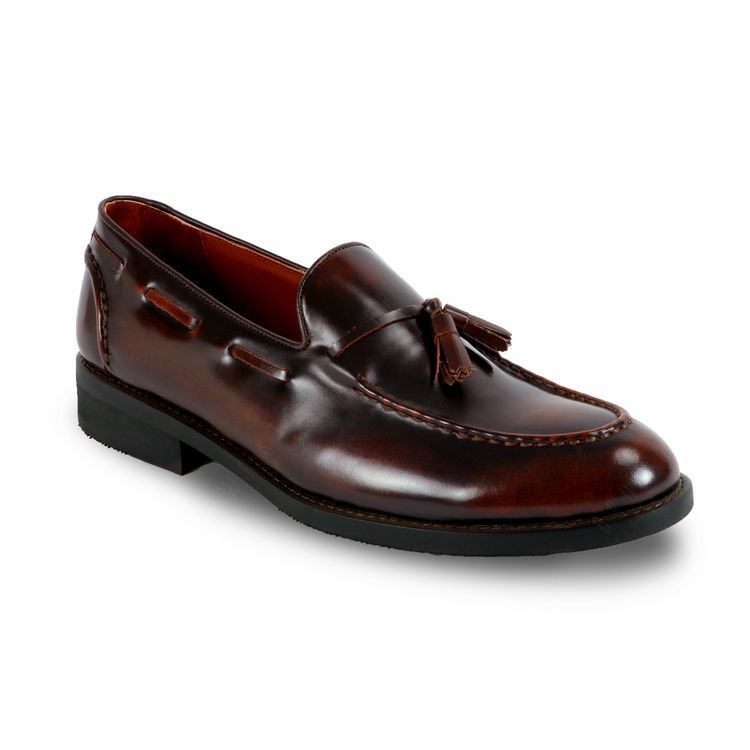 No. 7 - รองเท้าหนังผู้ชาย แบรนด์ไทย รุ่น Velvet Tassel Loafers Moc Toe Burgundy - 2