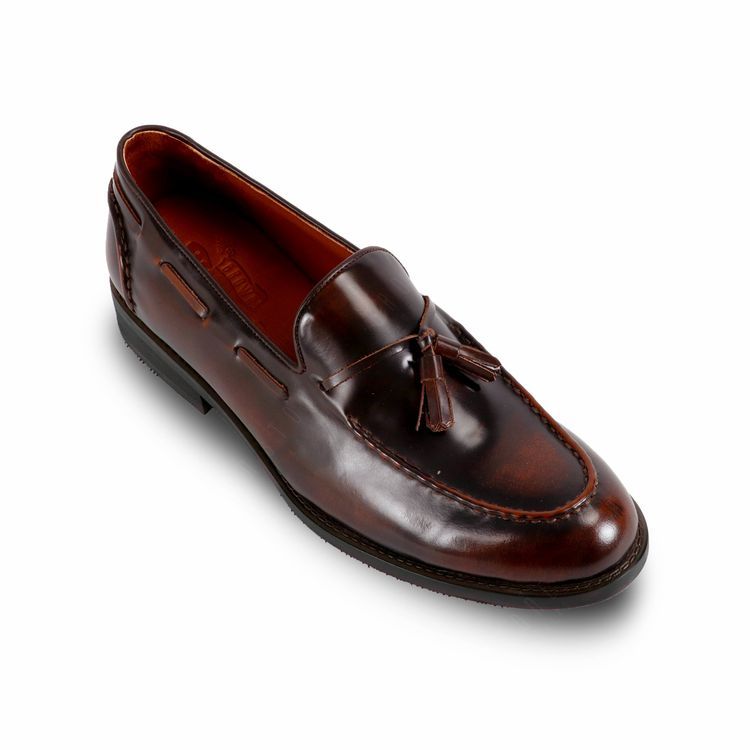 No. 7 - รองเท้าหนังผู้ชาย แบรนด์ไทย รุ่น Velvet Tassel Loafers Moc Toe Burgundy - 3