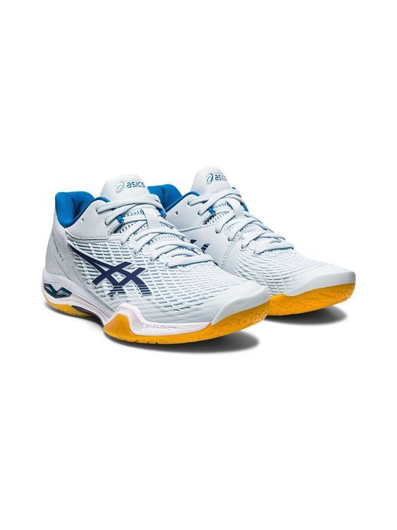 No. 8 - รองเท้าแบด Asics รุ่น Court Control FF 3 - 5