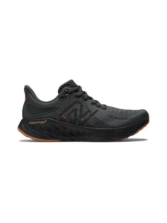 No. 5 - รองเท้าผ้าใบ New Balance รุ่น Fresh Foam X 1080v12 2E - 3